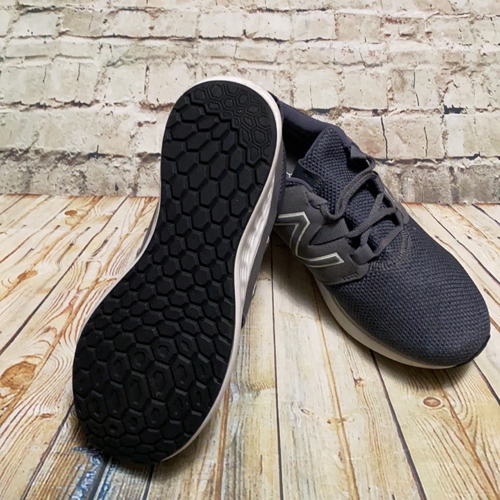 New Balance Sneakers size 10 width 4E Wide - Picture 8 of 13
